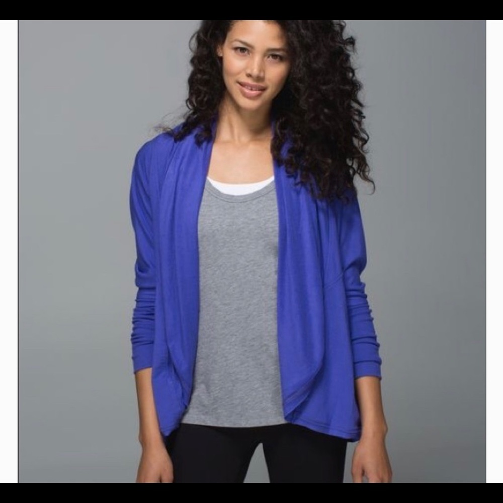 EUC LULULEMON to & flow wrap
